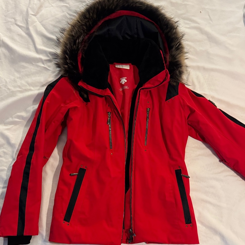 Descente ski jacket
